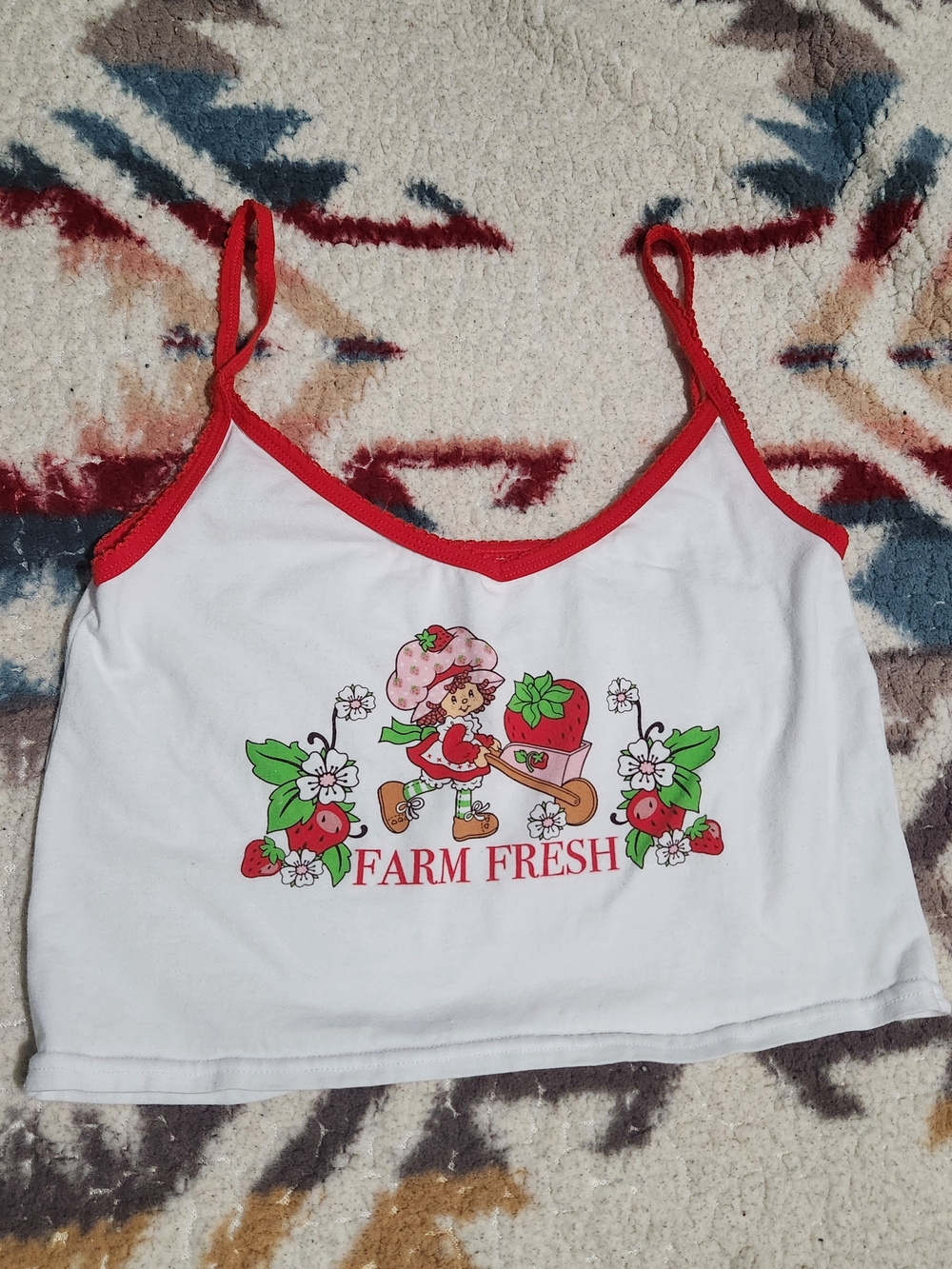 Strawberry Shortcake Farm Fresh Cami Crop Top Red Lace Trim White Graphic Small